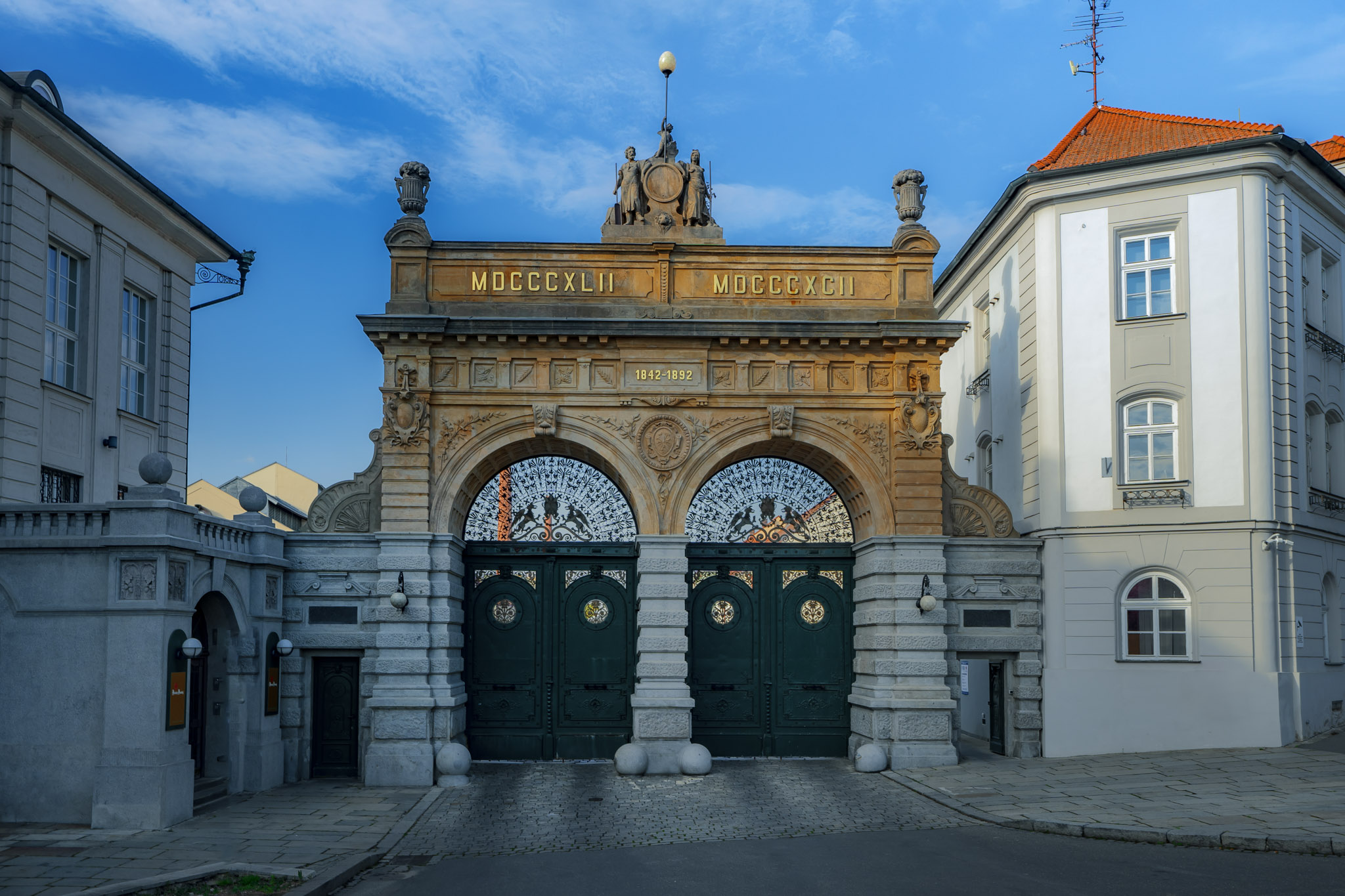 20 Famous Brewery Buildings Around The World | Architectural Wonders